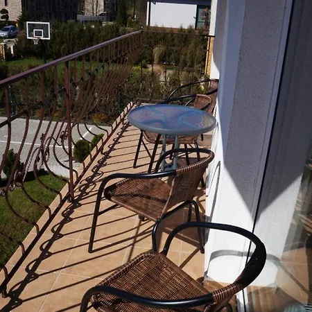 Neringa Apartamentai Паланга