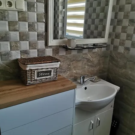 Neringa Apartamentai Апартаменти *