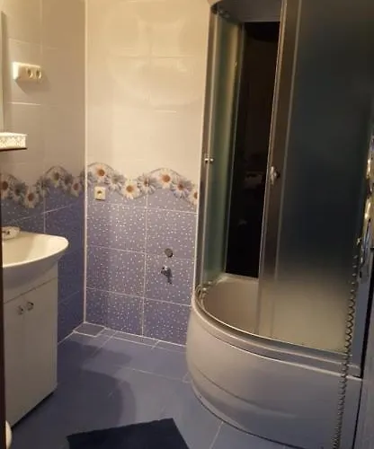 Neringa Apartamentai * パランガ